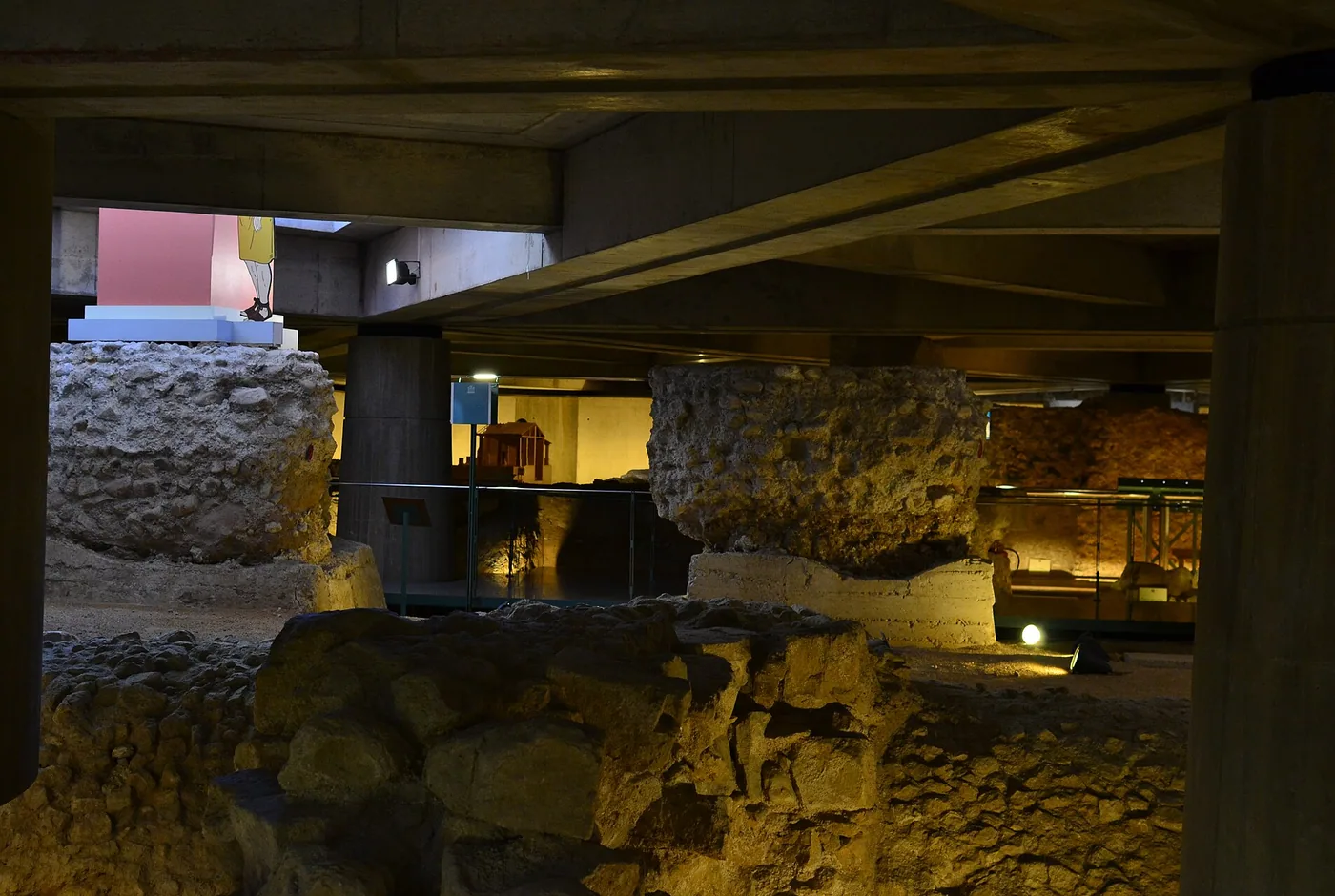 Restos arqueológicos en el Museo del Foro de Caesaraugusta